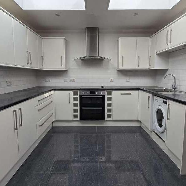Onyx House, Vale Square, Ramsgate, CT11 - Photo 1