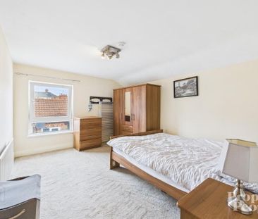 APT 3, 16 Glandore Avenue, Belfast, BT15 3FB - Photo 6