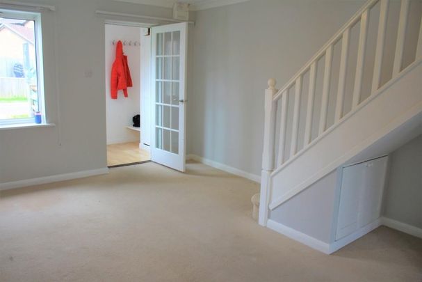 2 bedroom terraced house to rent - Photo 1