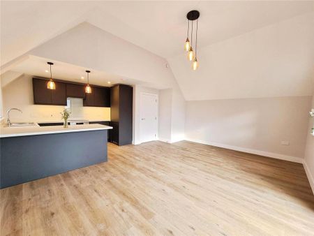2 bedroom penthouse to rent - Photo 3
