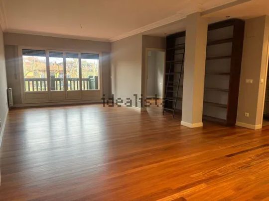 Alquiler de piso en Arana Bidea, 1 a - Photo 1