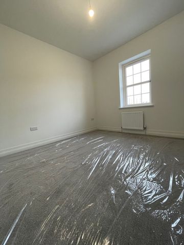 17 Hobart Hall, Dundonald, Belfast, BT16 1BS - Photo 5