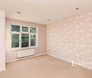 3 bedroom bungalow to rent - Photo 4