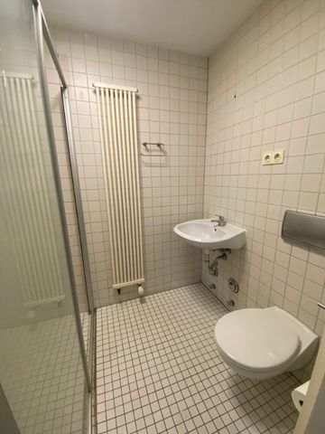 Tolle Wohnung im Loftstil in der City inklusive Einbauchküche ! - Photo 4