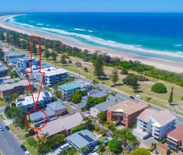 Beachside Townhouse - Located one street back from beach - Photo 1