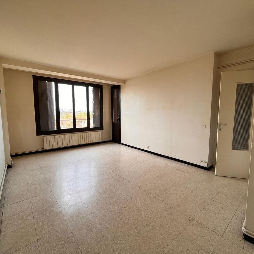 Clemenceau-T2-47,95m2 - Photo 1