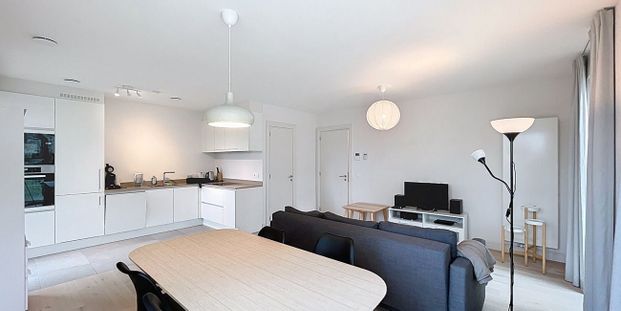 Appartement te huur in Brussel voor € 1.500 met 2 slaapkamers - Photo 1