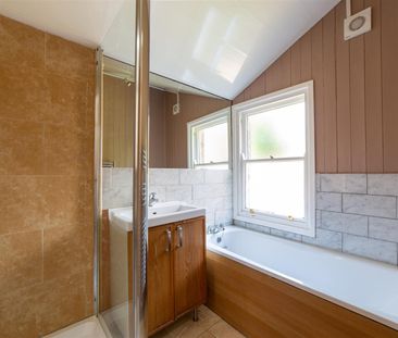 6 bed semi-detached house to rent in Lyndhurst Avenue, Newcastle Up... - Photo 6