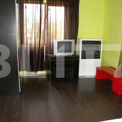2 camere decomandate, 60 mp plus 40 mp terasa, in imobil nou Meteor, cu parcare - Photo 1