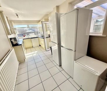 7 bedroom house to rent - Photo 1