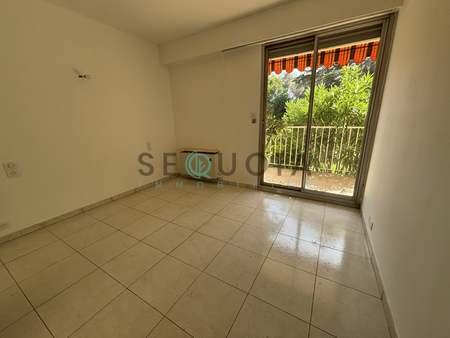 Location Appartement 4 pièces 74m² ANTIBES 06600 - Photo 2