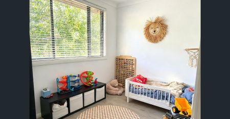 Renovated 3-Bedroom House with Spacious Living & Outdoor Entertaining - Photo 4