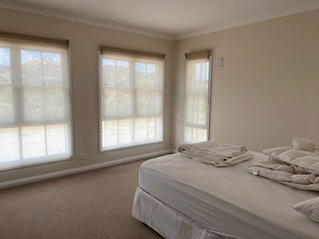 Tamworth Furnished Accommodation- North - Photo 3