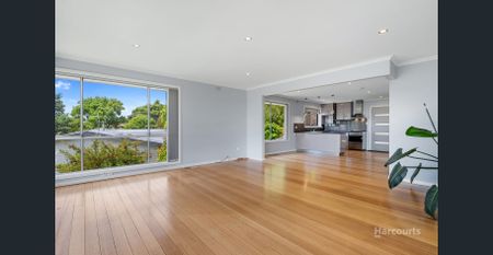 Low Maintenance Family Home - Photo 3