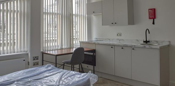 Studio to rent - Photo 2