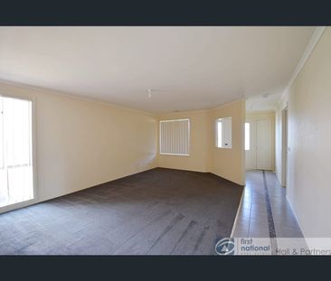 63 Storey Drive, Pakenham, Vic 3810 - Photo 1