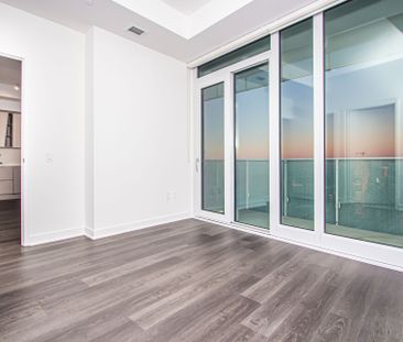 For Lease - 3900 Confederation Parkway Unit# 5801, Mississauga, Ont... - Photo 6