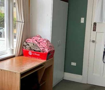 Fully Furnished Studio Room Available Now - Photo 4