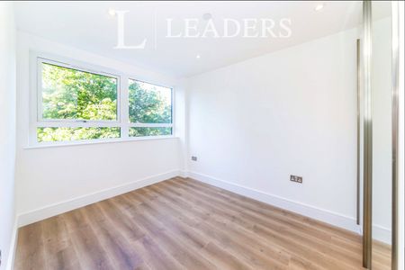 1 bedroom apartment to rent Wood Street, East Grinstead, West Sussex, RH19 - Photo 2