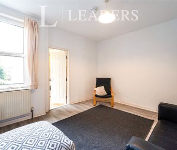 4 bedroom house to rent Jubilee Road, Southsea, PO4 - Photo 4