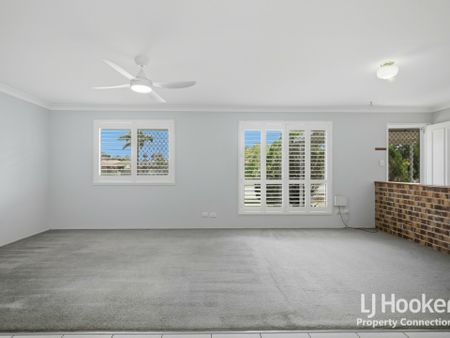 Comfort, Convenience and Quiet Living - Photo 2