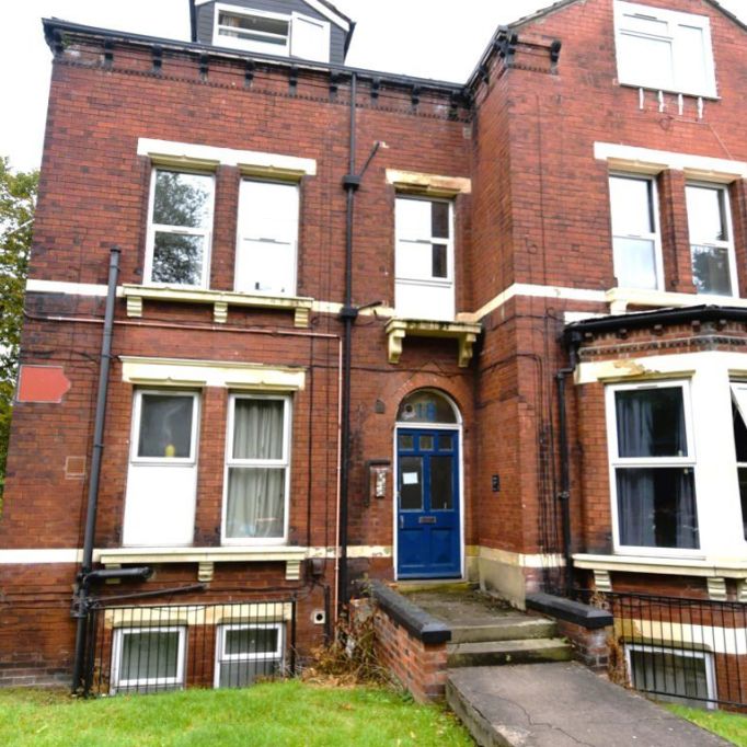 1 bedroom Flat in Midland Road, Leeds - Photo 1