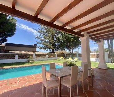 Alquiler de casa o chalet independiente en Avenida Vistamar s/n - Photo 2