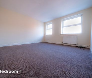 Room in a Shared House, Downham Way, BR1 - Photo 4