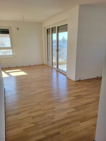 ERSTBEZUG! 2-Zimmer-Wohnung mit Balkon, Top 13 - Photo 4