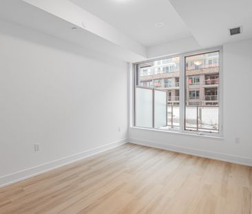 For Lease - 333 Sunseeker Avenue Unit# 137, Innisfil, Ontario - Photo 1