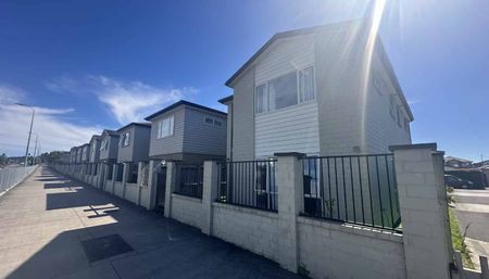 Large family home flat bush - Photo 2