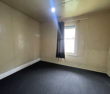 Updated 2-Bedroom + Study Unit in Central Dandenong - Photo 4