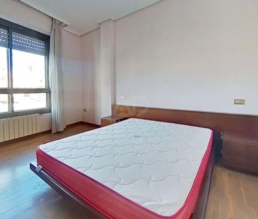 Piso de alquiler en Plaza Santa Clara 4, 4, Casco Histórico - Photo 2