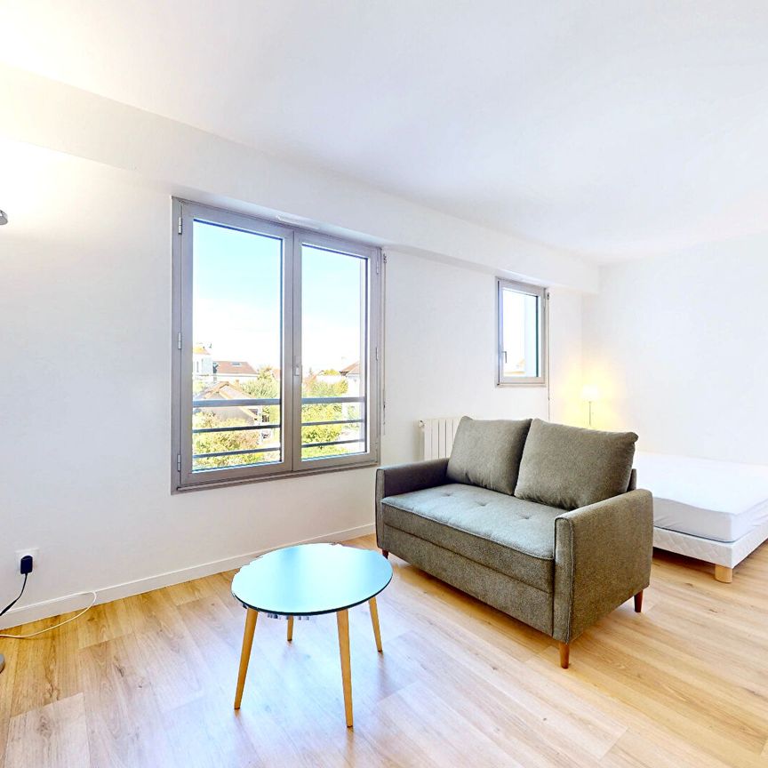 GRAND STUDIO MEUBLÉ - LA GARENNE - Photo 1