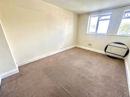 Church Road, Greater London, UB5 - Photo 3