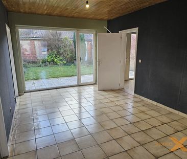 RUIME WONING MET DUBBEL GARAGE EN TUINTJE - Photo 5