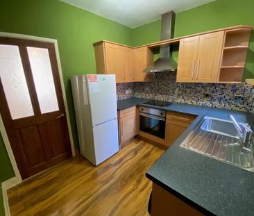 13 Lendrick Street, Belfast, BT5 4HQ - Photo 4
