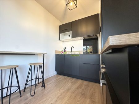 Appartement meublé - 2 pièces - CHAMALIERES (Gambetta) - Photo 4