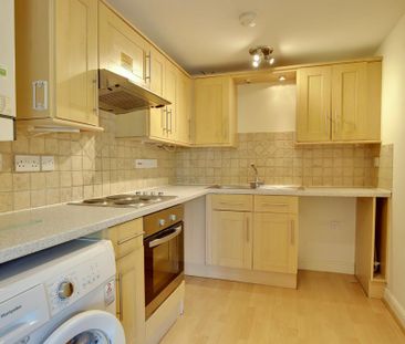 2 bedroom apartment to rent - Photo 1