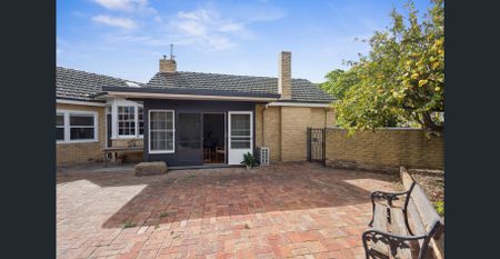 5 Rodney Street, Flora Hill, Vic 3550 - Photo 3