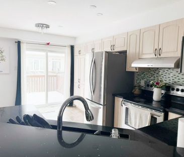 For Lease - 330 Applecross Crescent, Kanata, Ontario - Photo 5