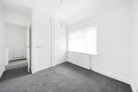 3 bedroom terraced house to rent - Photo 4