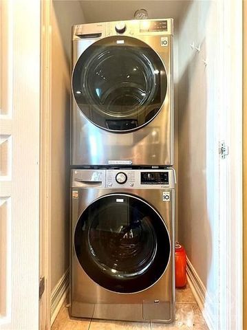 For Lease - 200 BESSERER Street, Lower Town - Sandy Hill, Ontario - Photo 2