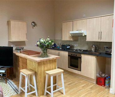 2 bedroom apartment to rent - Photo 6