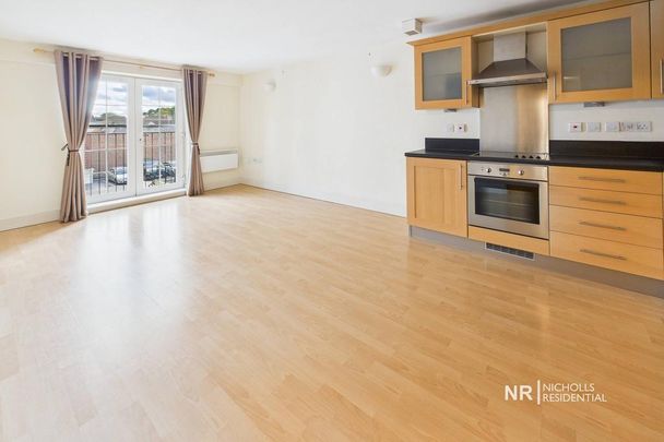 2 bedroom flat to rent - Photo 1