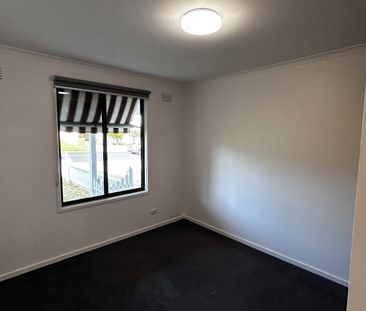 Freshly Painted, Neat Home in Fantastic Drysdale Location - Photo 6