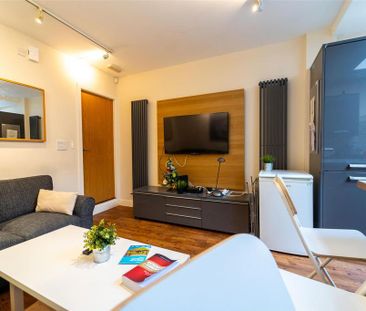 5 bedroom apartment to rent - Photo 3