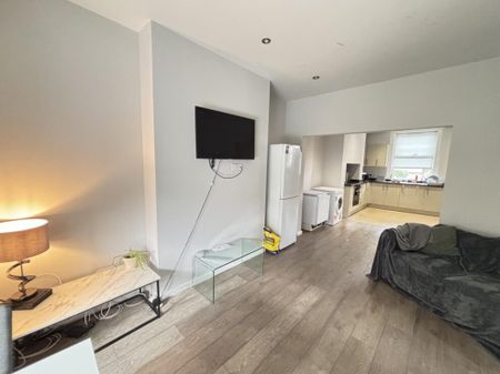 4 Stanmore Street, Leeds, LS4 2RS - Photo 2