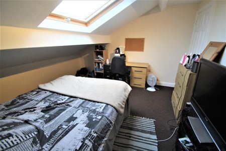 Granby Grove, Headingley, LS6 3BE, Leeds - Photo 2