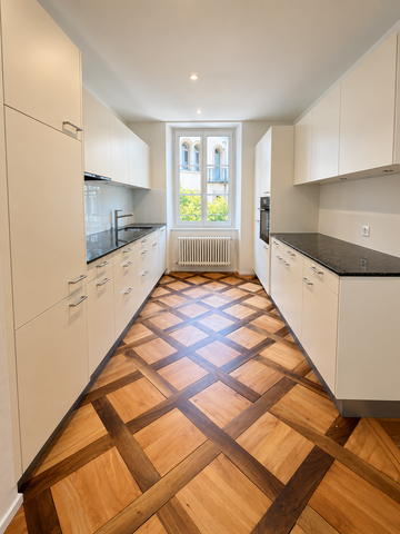Exklusive 4.5-Zimmer-Maisonettewohnung mit Terrasse - Foto 2